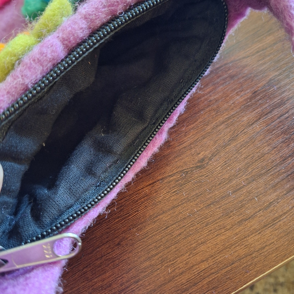 NWOT Himalayan Wool Purple and Multi Colored Felt Flower Bag - Picture 3 of 4